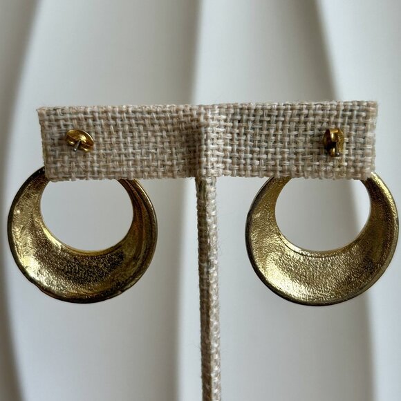 Earrings Off White Enamel Gold Hoops Dangle Drop Earrings Vintage 80s Cream - Picture 2 of 7